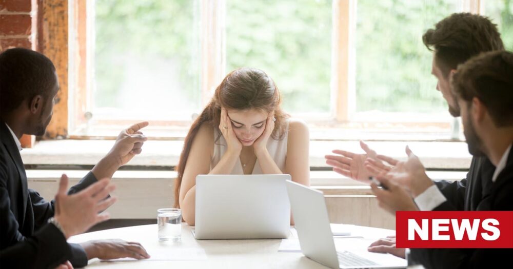 The Toxic Signs Of A Passive-Aggressive Co-Worker Revealed 1 Toxic Signs Of A Passive-Aggressive Co-Worker