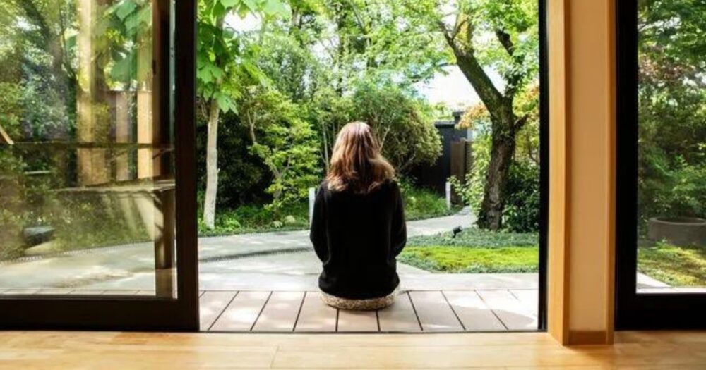 Understanding Overthinking, Strategies for Management, and Knowing When to Seek Help 13 Understanding Overthinking, Strategies for Management, and Knowing When to Seek Help