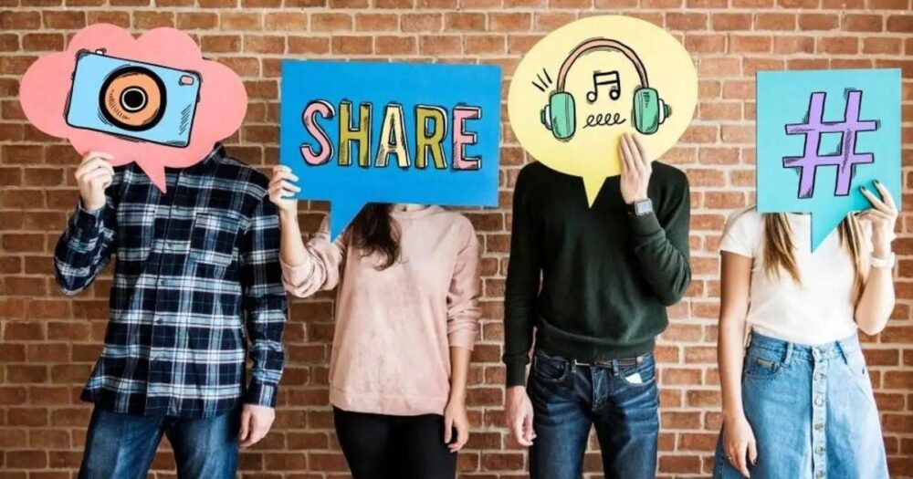 U.S. Teens Spend Over Four Hours Daily Online And The Possibility Of Social Media Addiction 1 Possibility of social media addiction