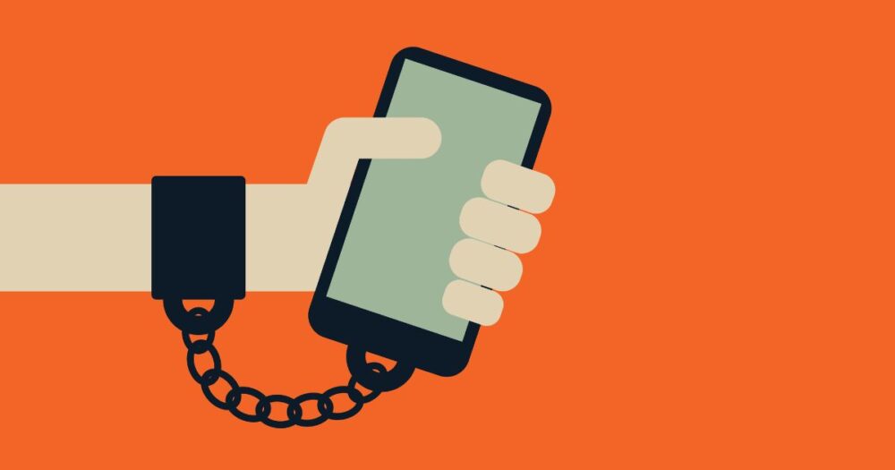 New Study Reveals One in Three Worldwide at Risk of Smartphone Addiction 20 New Study Reveals One in Three Worldwide at Risk of Smartphone Addiction