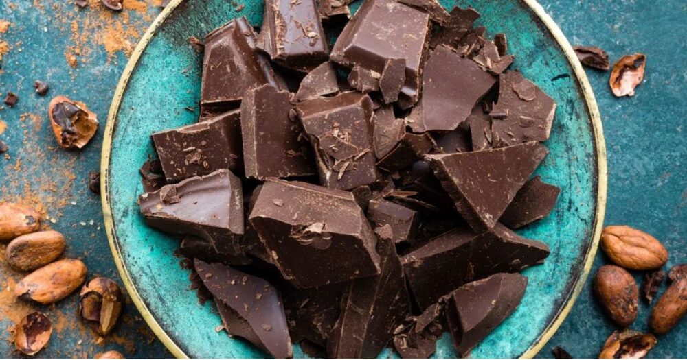 Unlocking the Mental Health Benefits of Dark Chocolate: A Delicious Secret 14 Unlocking the Mental Health Benefits of Dark Chocolate: A Delicious Secret