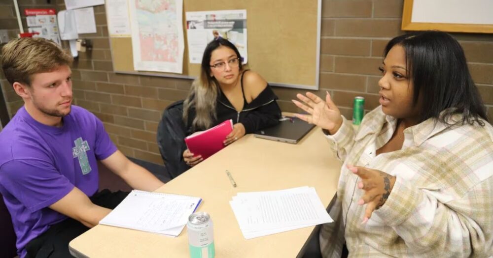 Oregon Mental Health Crisis: Experts Call for Urgent Systemic Changes 21 Oregon Mental Health Crisis: Experts Call for Urgent Systemic Changes