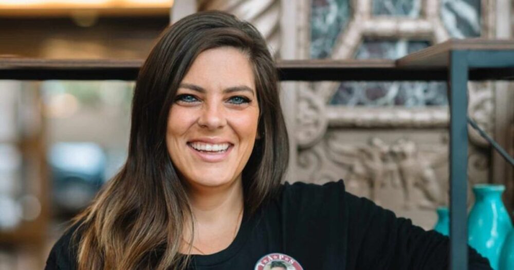 Katie Travis: Turning Personal Loss into a Beacon of Support for Others 24 Katie Travis: Turning Personal Loss into a Beacon of Support for Others