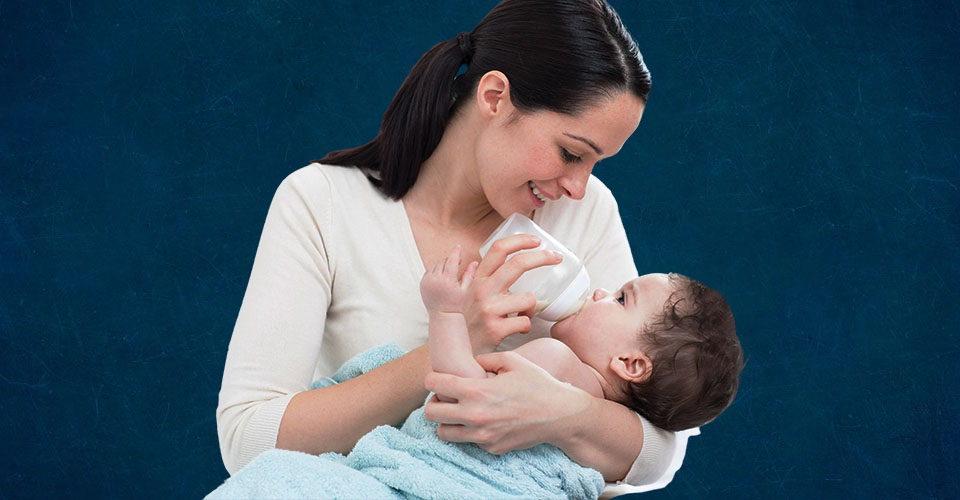 Newborn Feeding Mistakes: 10 Expert Tips For Parents And Alternate Methods! 3 Newborn Feeding Mistakes: 10 Expert Tips For Parents And Alternate Methods!