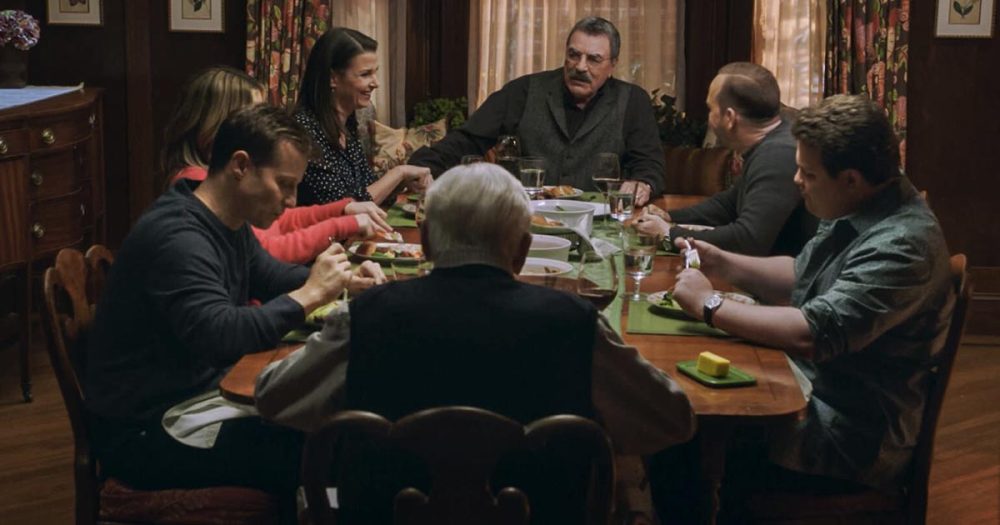10 Ways Family Dinners Can Bring Harmony to Your Home! 2 10 Ways Family Dinners Can Bring Harmony to Your Home!