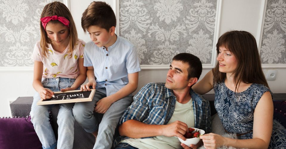 Raising Boys vs. Girls: 10 Key Differences 6 Raising Boys vs. Girls: 10 Key Differences